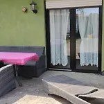 Landpension Zum Schweizerberg Apartman Neugrimnitz