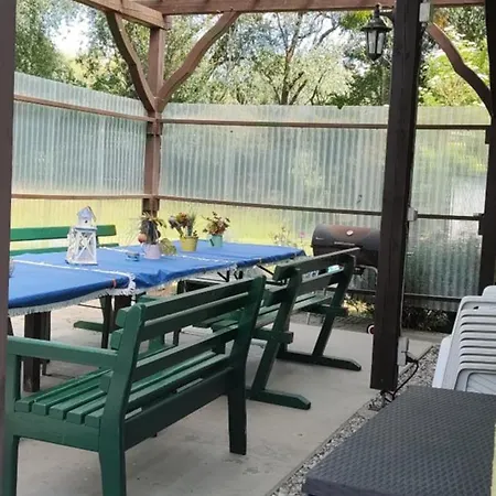 Landpension Zum Schweizerberg * Neugrimnitz