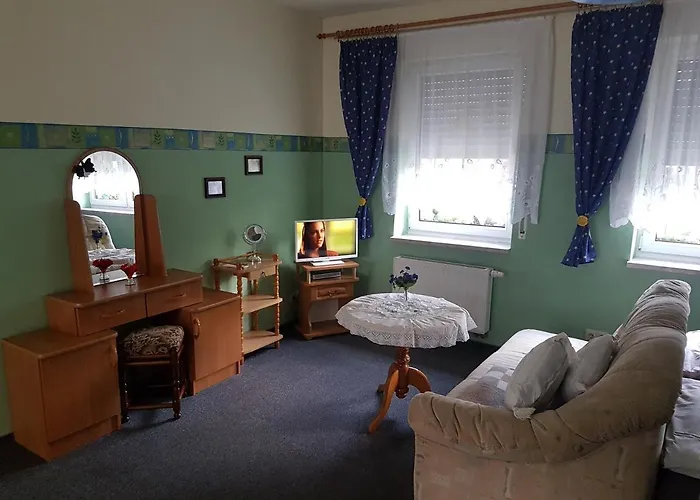 Lägenhet Landpension Zum Schweizerberg Neugrimnitz