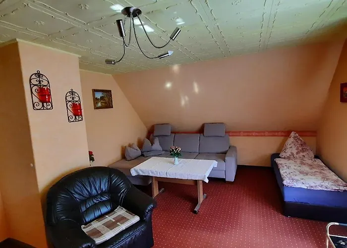 Landpension Zum Schweizerberg * Neugrimnitz