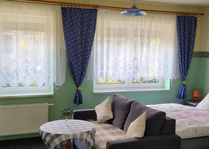 Landpension Zum Schweizerberg Lägenhet Neugrimnitz